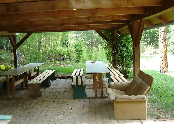 Bed & Breakfast Vadgesztenye Panzio *