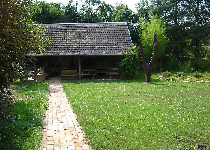 Bed & Breakfast Vadgesztenye Panzio Pécs